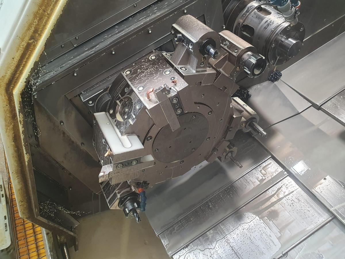 Used Tornio cnc testa fissa ad asse orizzontale BIGLIA B470 YSM