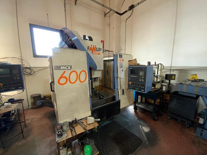 Usato Centro di lavoro verticale FAMUP MCX 600