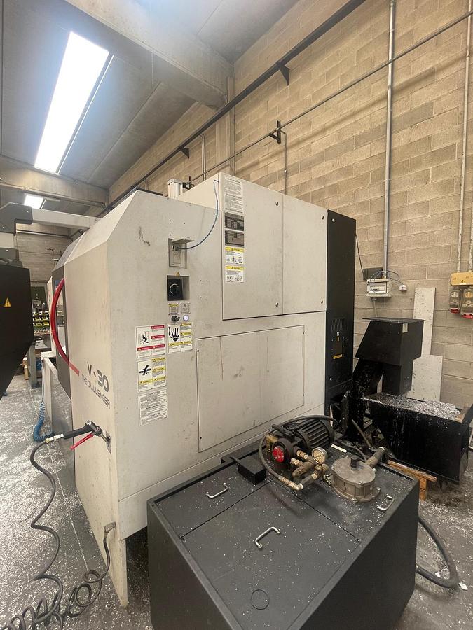Used Centro di lavoro verticale MICROCUT V-30 THE CHALLENGER