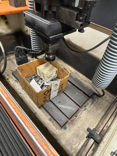 Usato ELETTROEROSIONE A TUFFO CHARMILLES FORM 20 ZNC