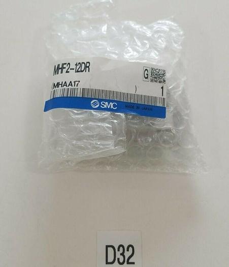 *NEW IN FACTORY BAG* SMC MHF2-12DR Pneumatic Finger Press 0.1~0.7 MPa + Warranty
