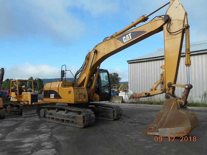 Used 2001 CATERPILLAR 320C U