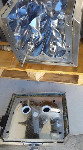 Used .7 GAL TO APPROX. 2.5 GAL DOUBLE ARM LAB SIGMA MIXER – S/S – JACKETED (#9615)