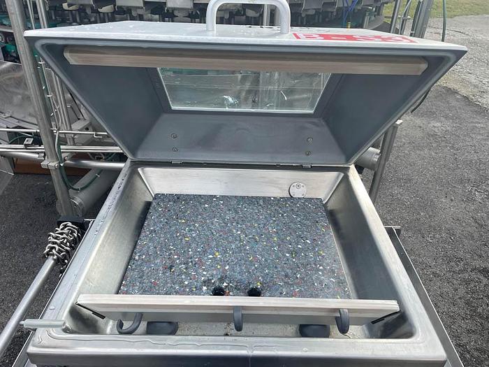 Used 2004 MULTIVAC A300/16 Single Chanber Table Top Vac Machine