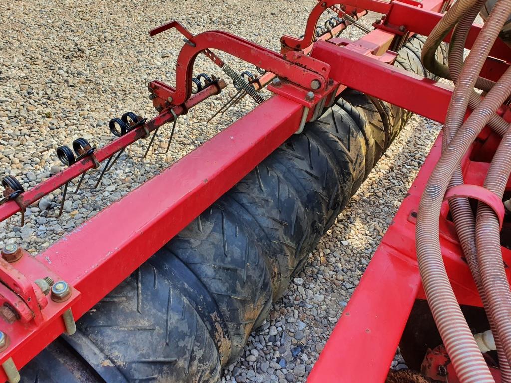 Used He-Va Fanterra 4m Disc Drill