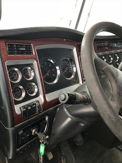 Used 2007 Kenworth C500 Winch Truck