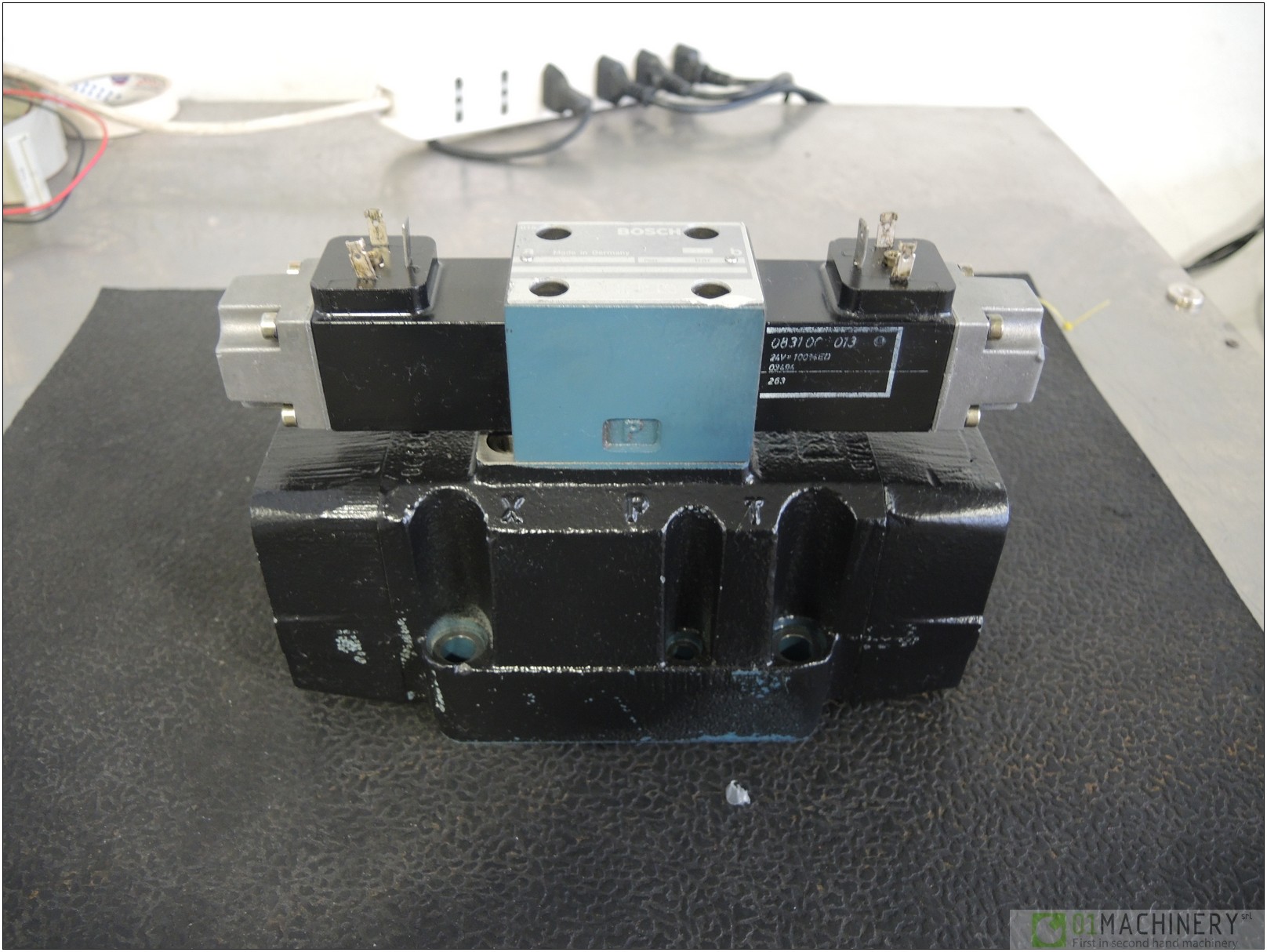 1995 BOSCH 0 810 090 101