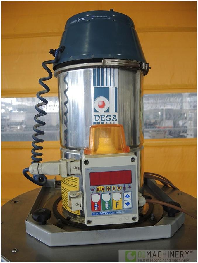 2003 DEGA 2500