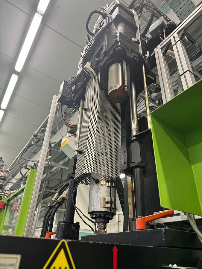 Usato 1999 ENGEL ES 650H500V/200HL-2F IN0610