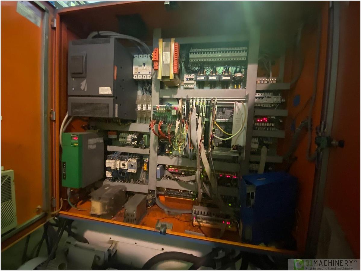 2003 MIR HMPV 200 TR