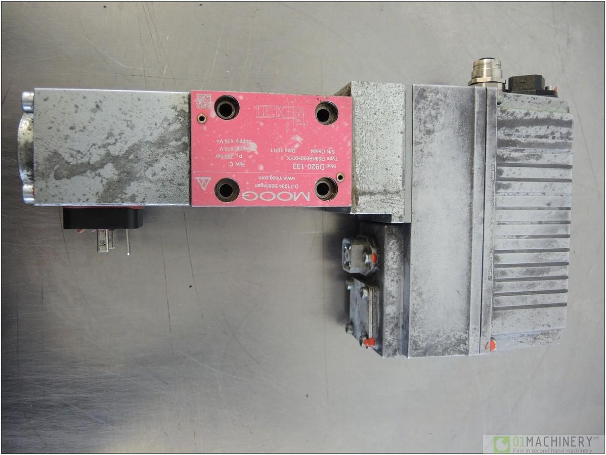 2011 MOOG D920-133