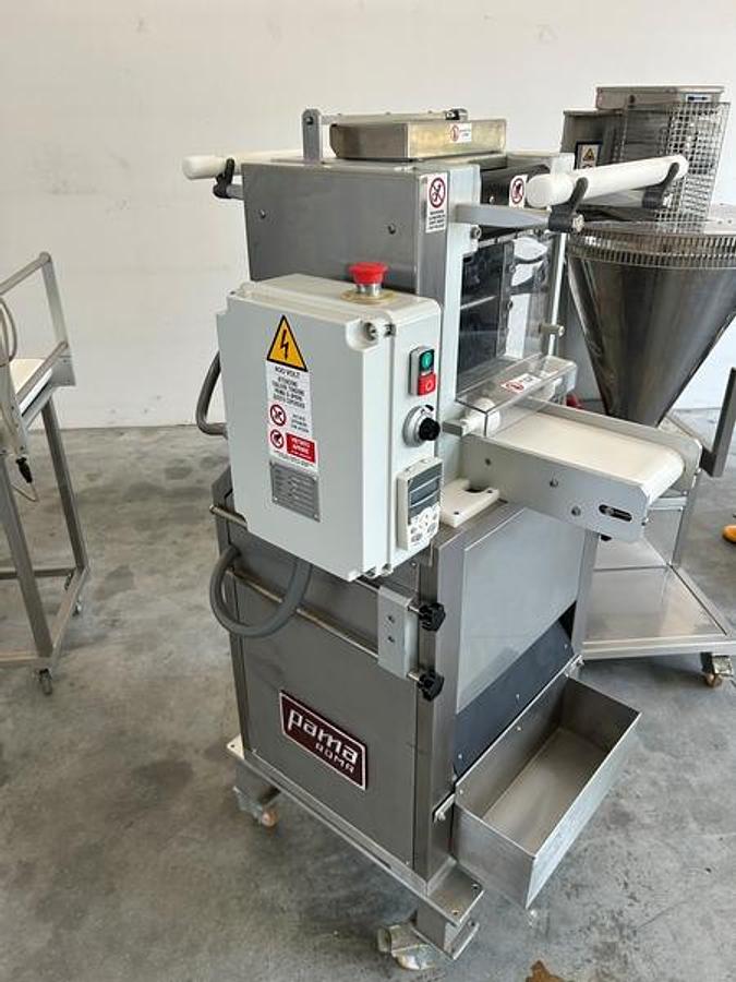 Usato linea pasta fresca ripiena pastorizzata