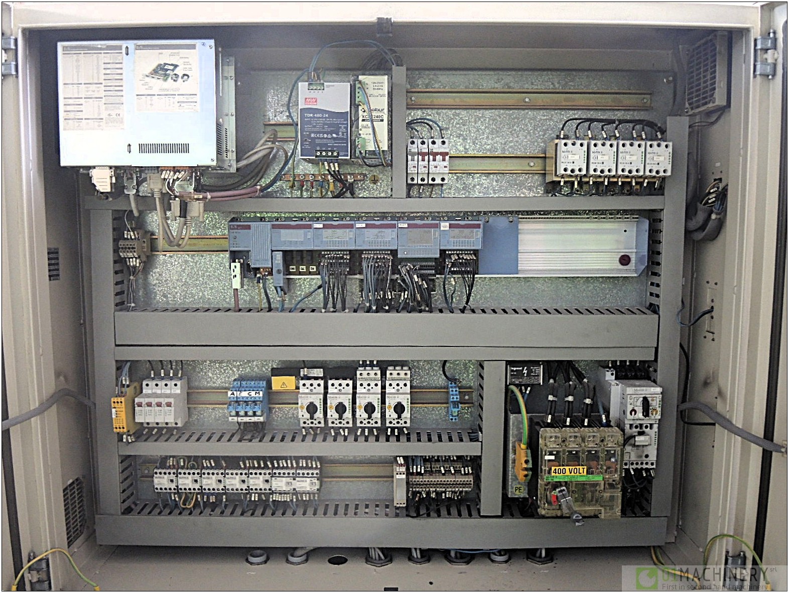 1999 NEGRI BOSSI V110 (1100H-360)