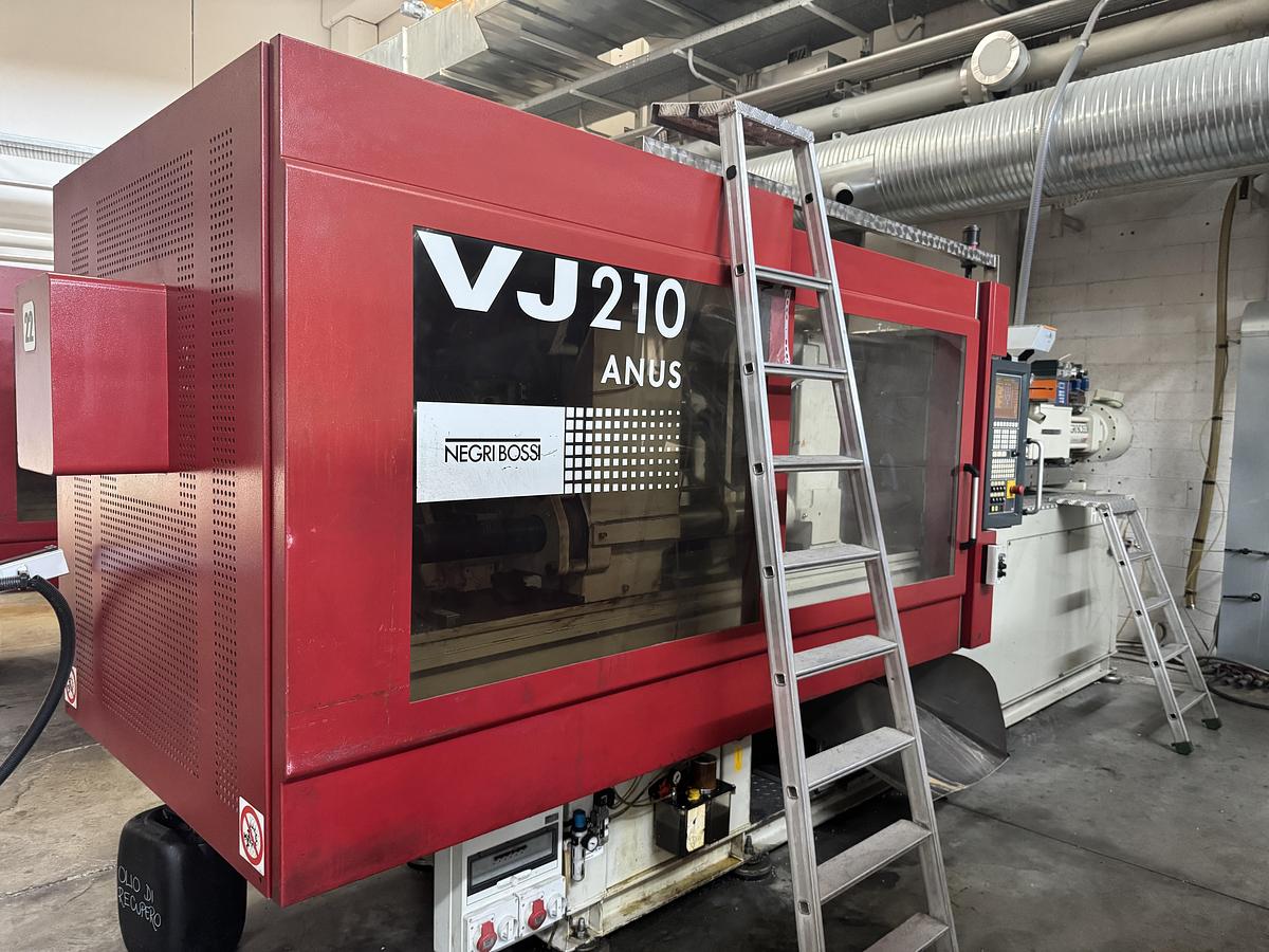 2011 NEGRI BOSSI VJ210