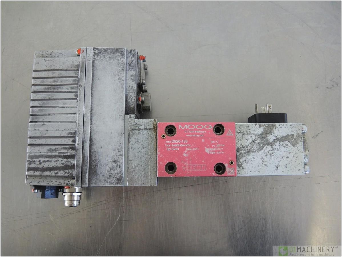 2011 MOOG D920-133