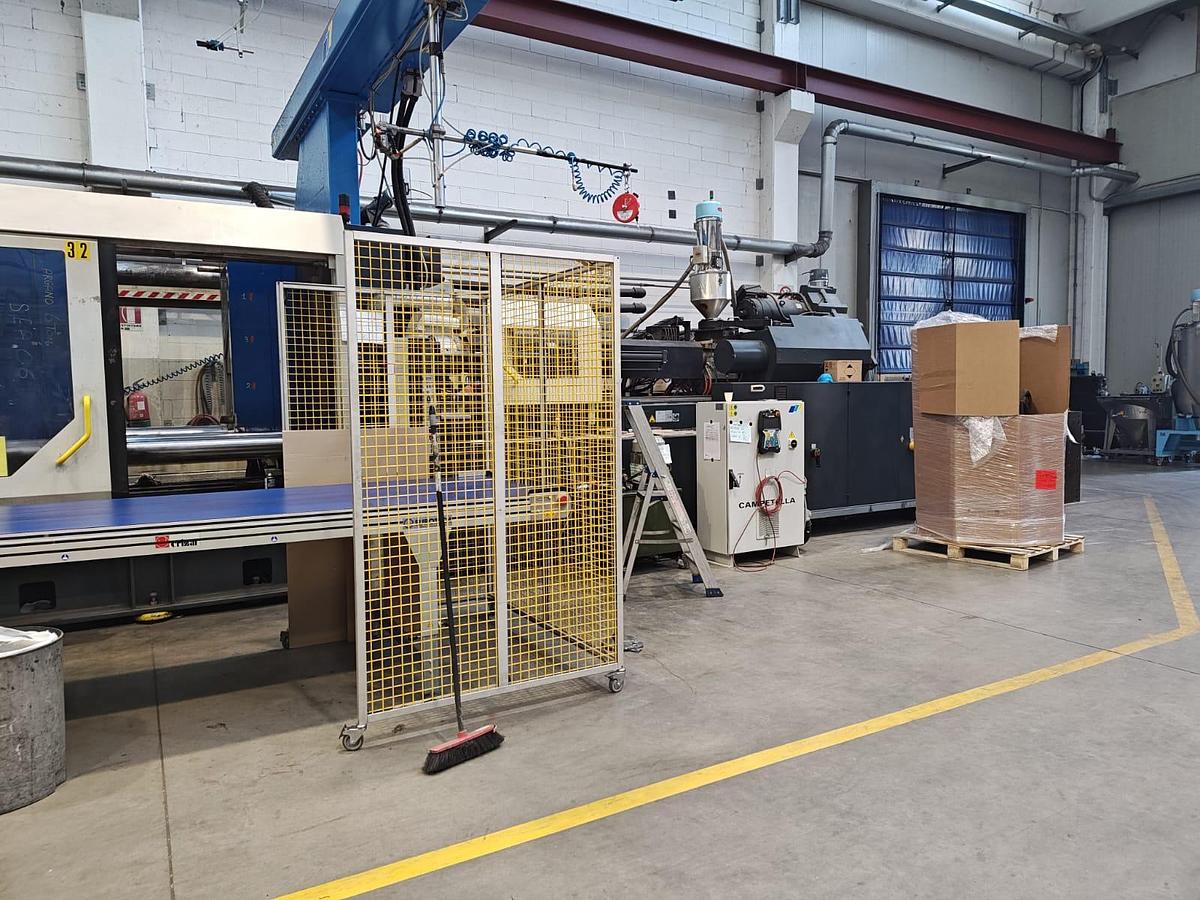 Used 2002 DEMAG 1000-11500 SYSTEM IN0747