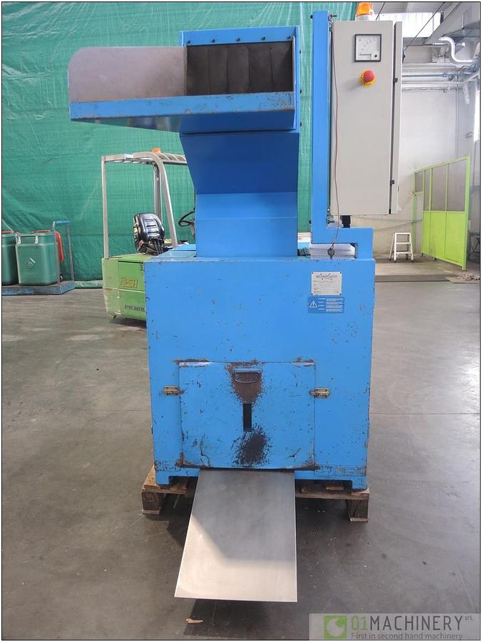 Used 2004 MECCANOPLASTICA CBS 25/40 AI2176
