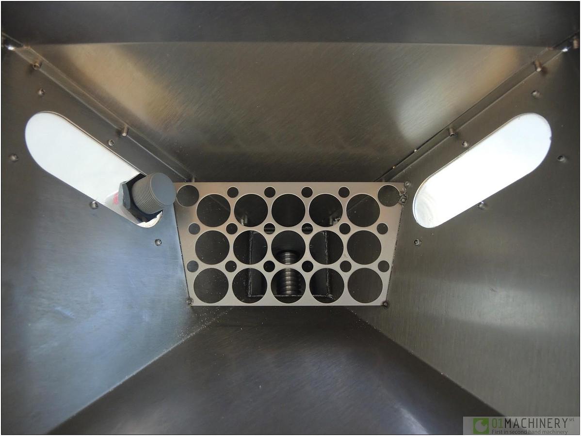 2004 ENGIN PLAST DPM 15/30