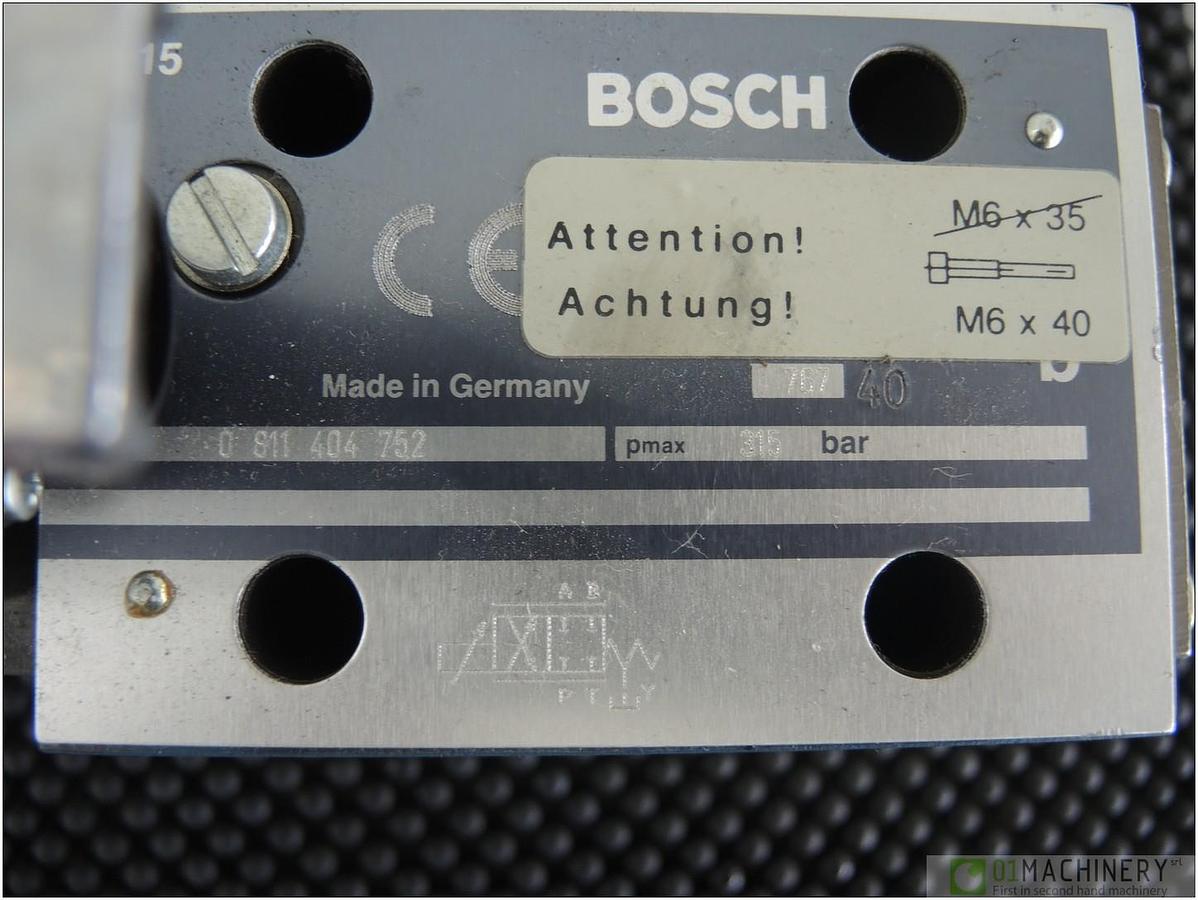  BOSCH 0 811 404 752