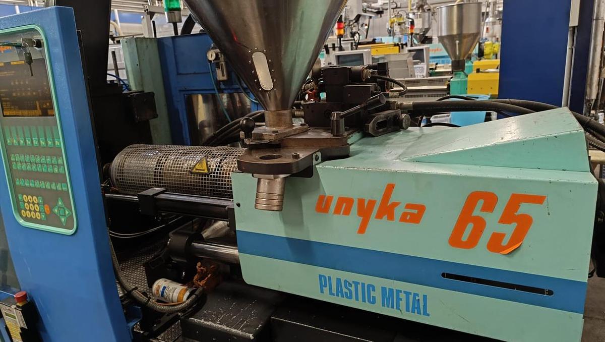 Usato 2002 PLASTIC METAL UNIKA 65 IN0709