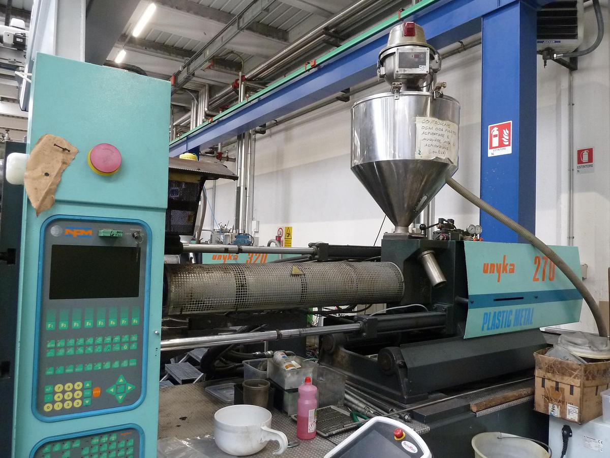 Usato 2006 PLASTIC METAL UNIKA 270 IN0712