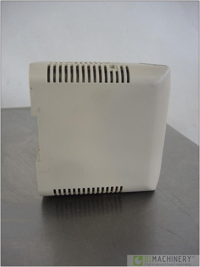 2010 OMRON CQM1-PA203