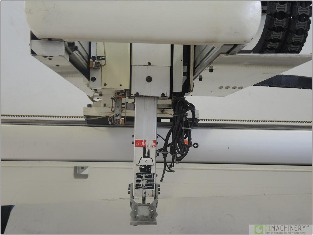 Used 2002 STAR TW - 800HMIIU AI0472