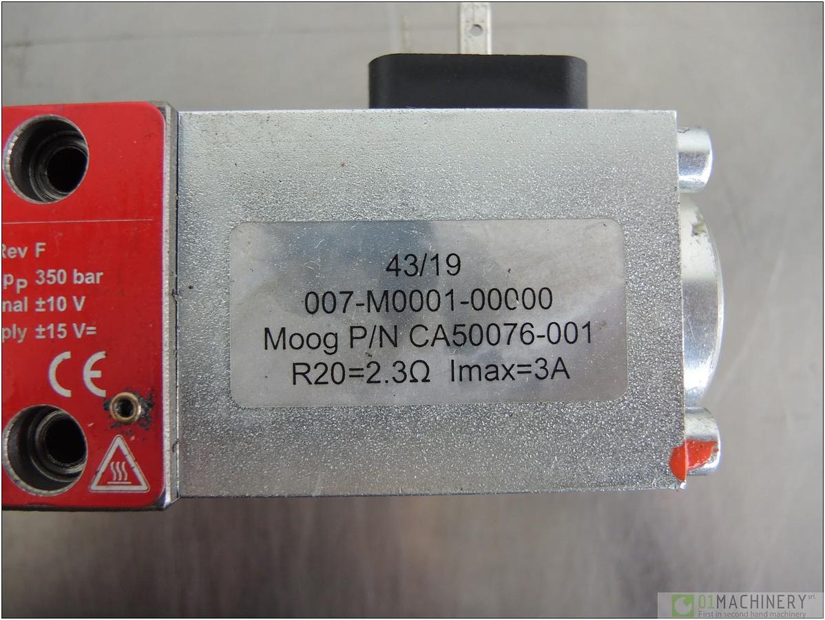 2020 MOOG D920-132