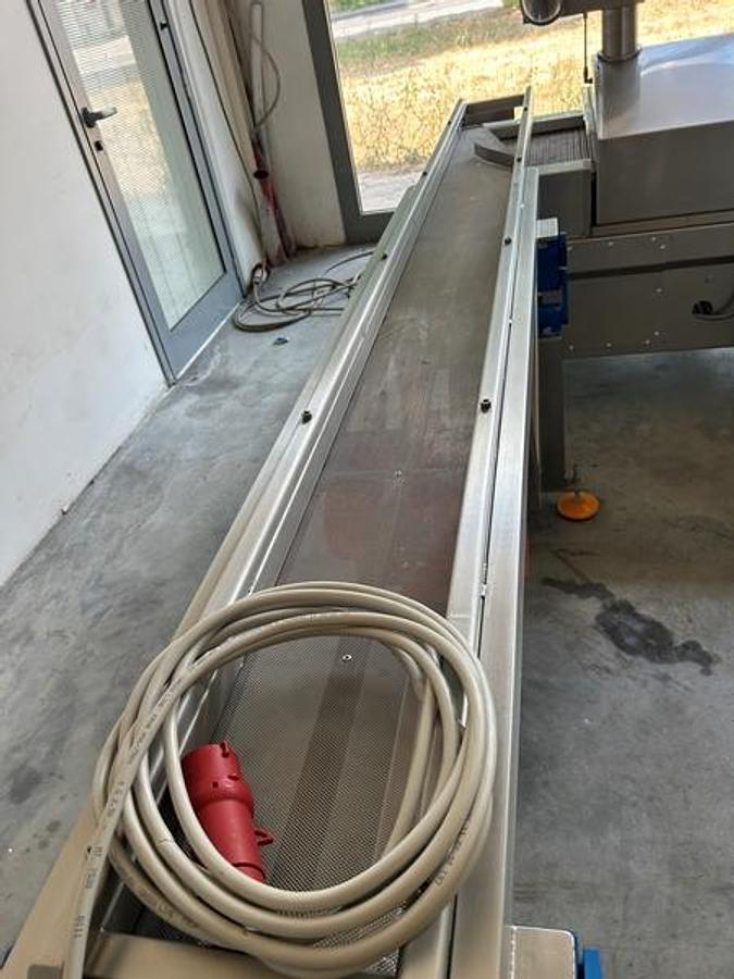 Usato linea pasta fresca ripiena pastorizzata