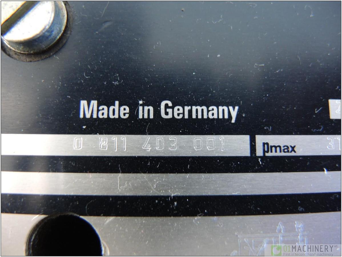 BOSCH 0 811 403 001