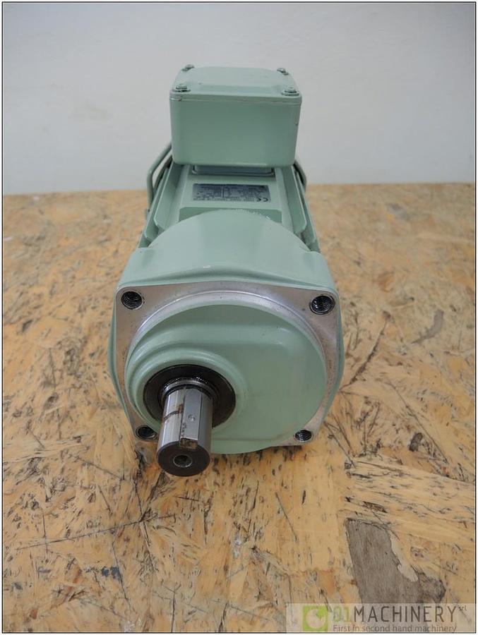 2009 TSUBAKI GMTA040-24U20BNQ