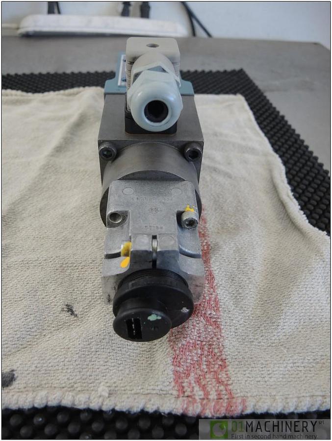 BOSCH 0 811 402 003