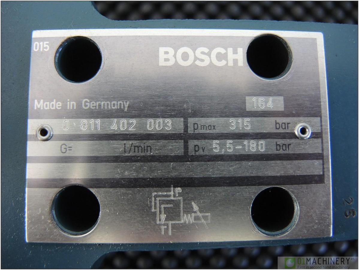  BOSCH 0 811 402 003