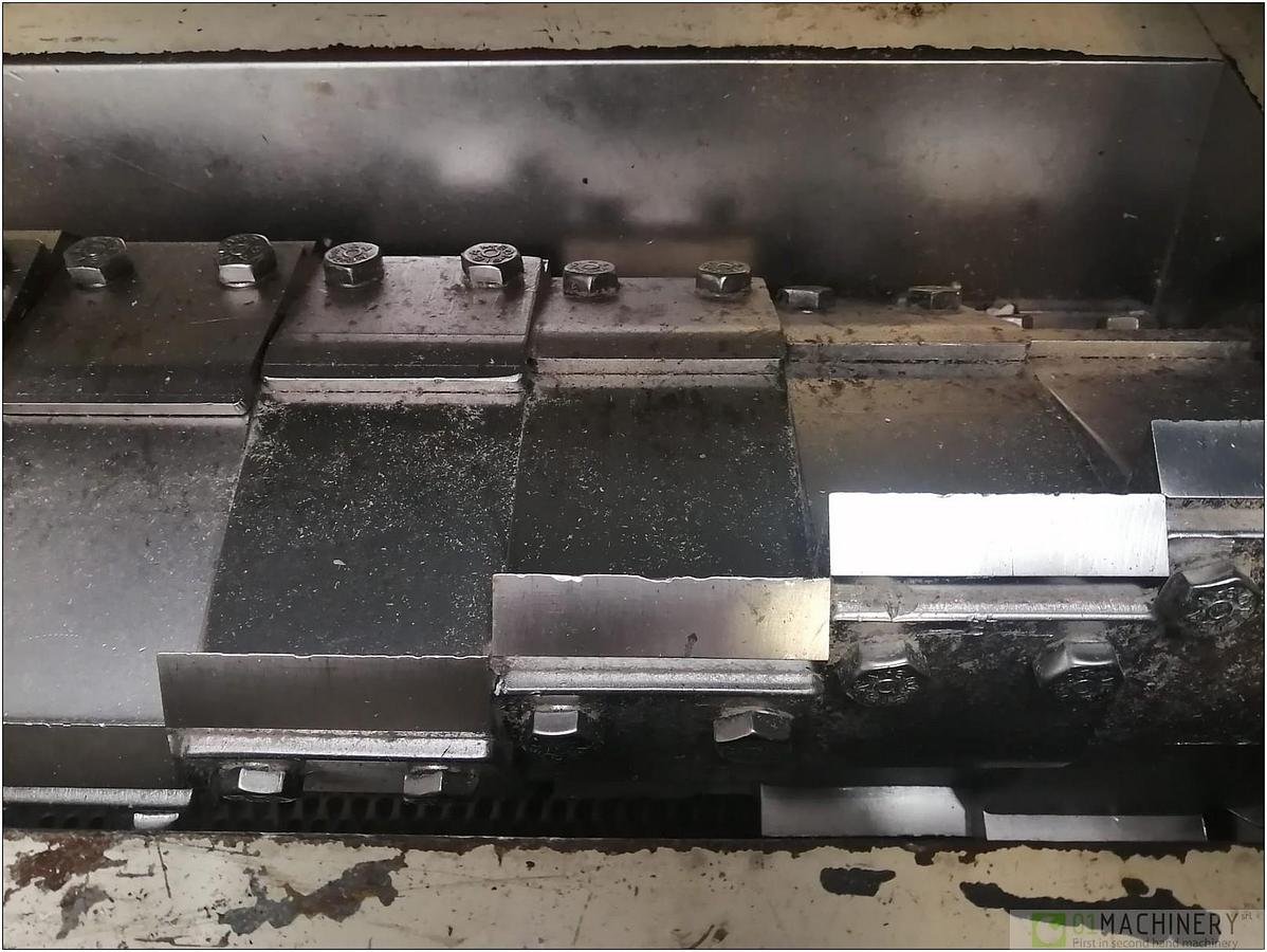 2000 MORETTO CB 25/50