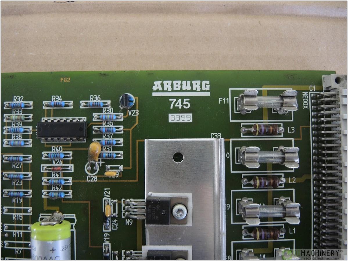 2000 ARBURG 745