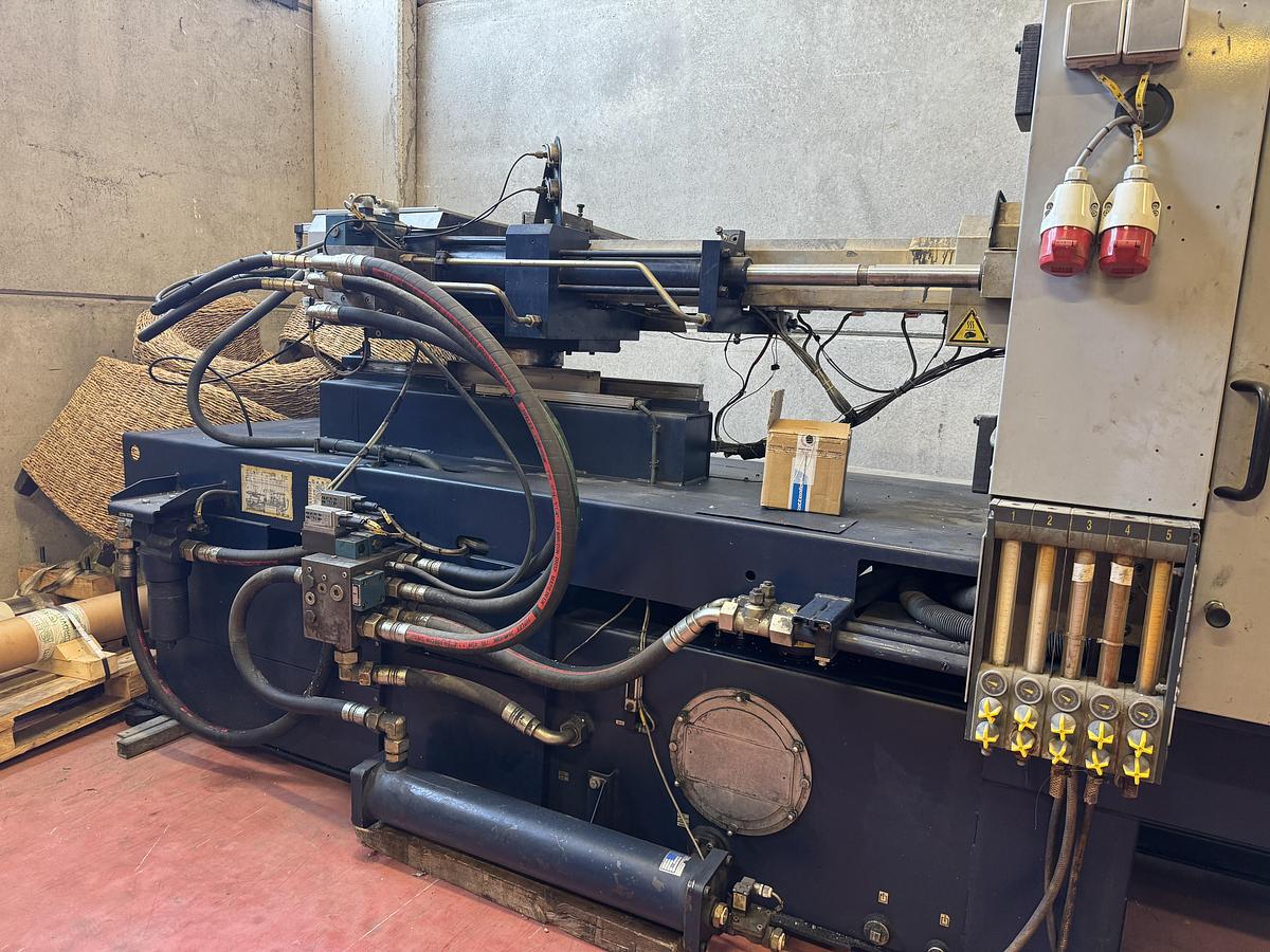 2002 BATTENFELD TM 2700 / 1330