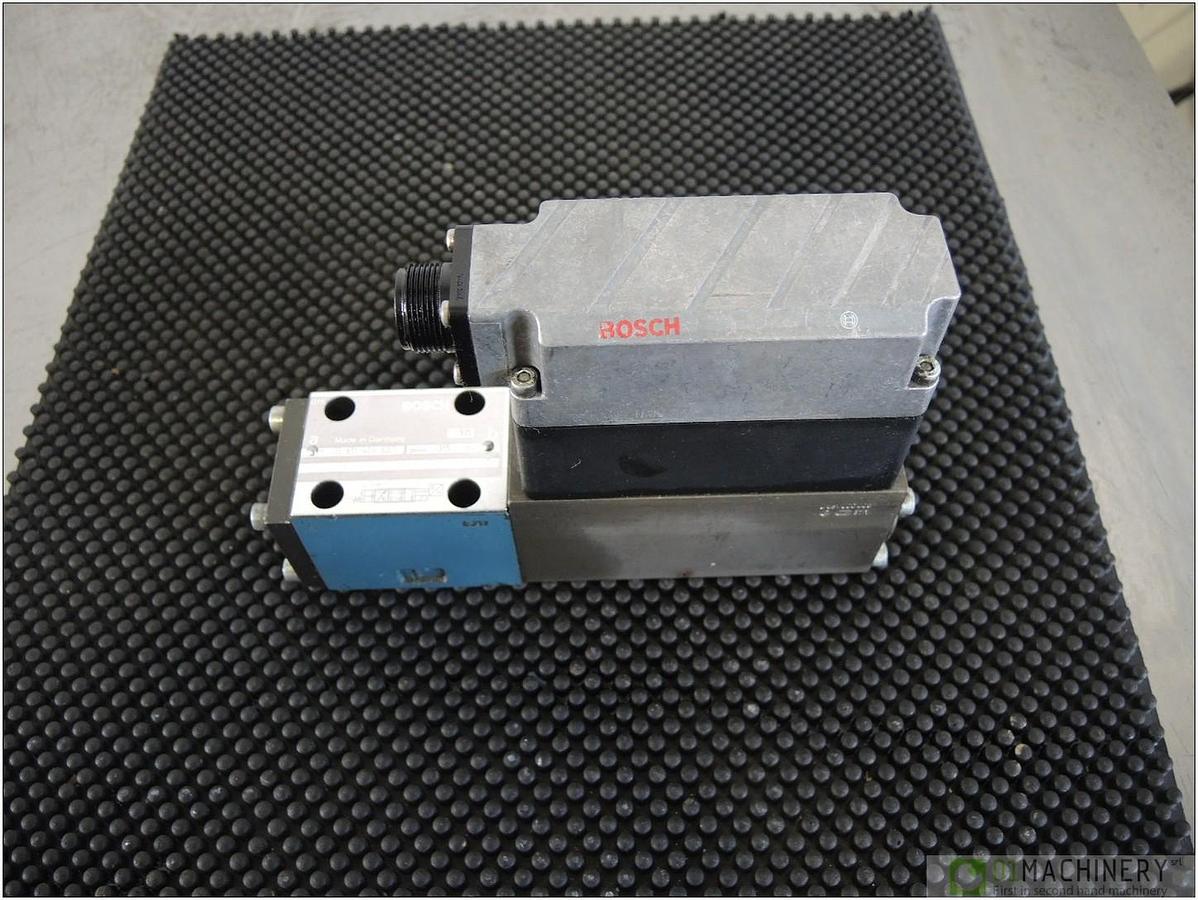BOSCH 0 811 404 607