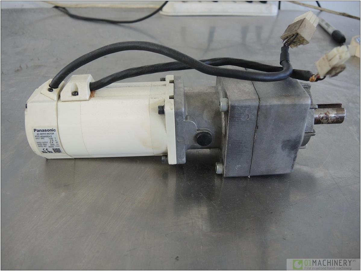 Usato 2010 PANASONIC MSMA042A1E + VRKF AI2161