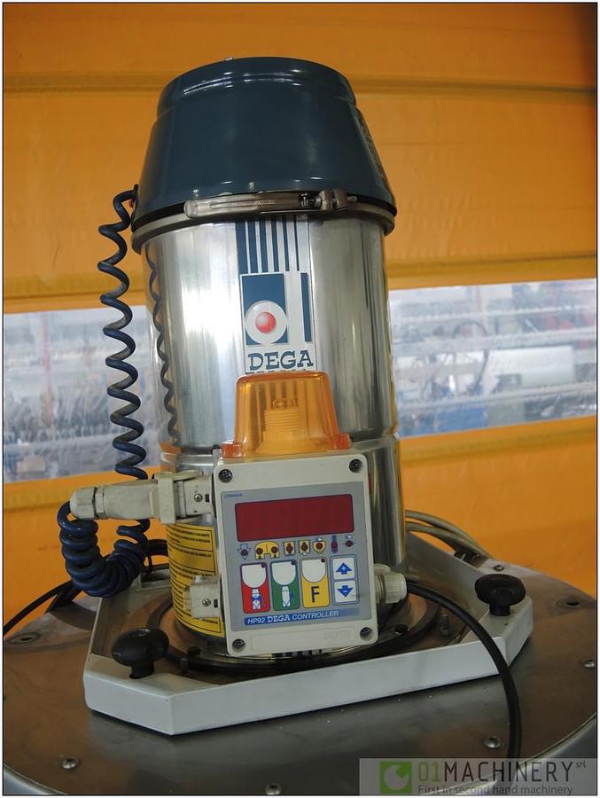 2003 DEGA 2500
