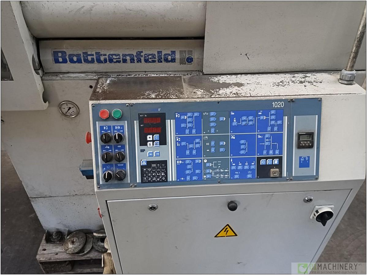Usato 1998 BATTENFELD PLUS 350/75 IN0437