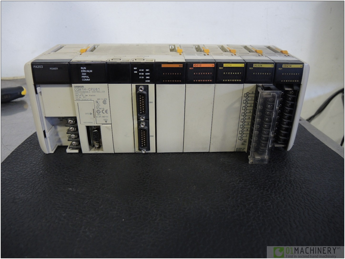 Usato OMRON CQM1H-CPU61 RC0017