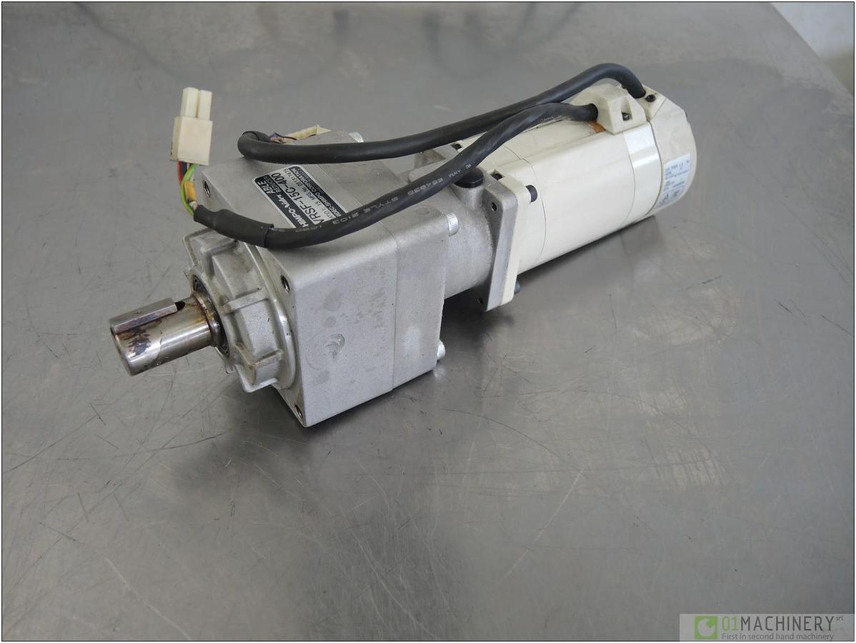 Usato 2010 PANASONIC MSMA042A1E + VRKF AI2161