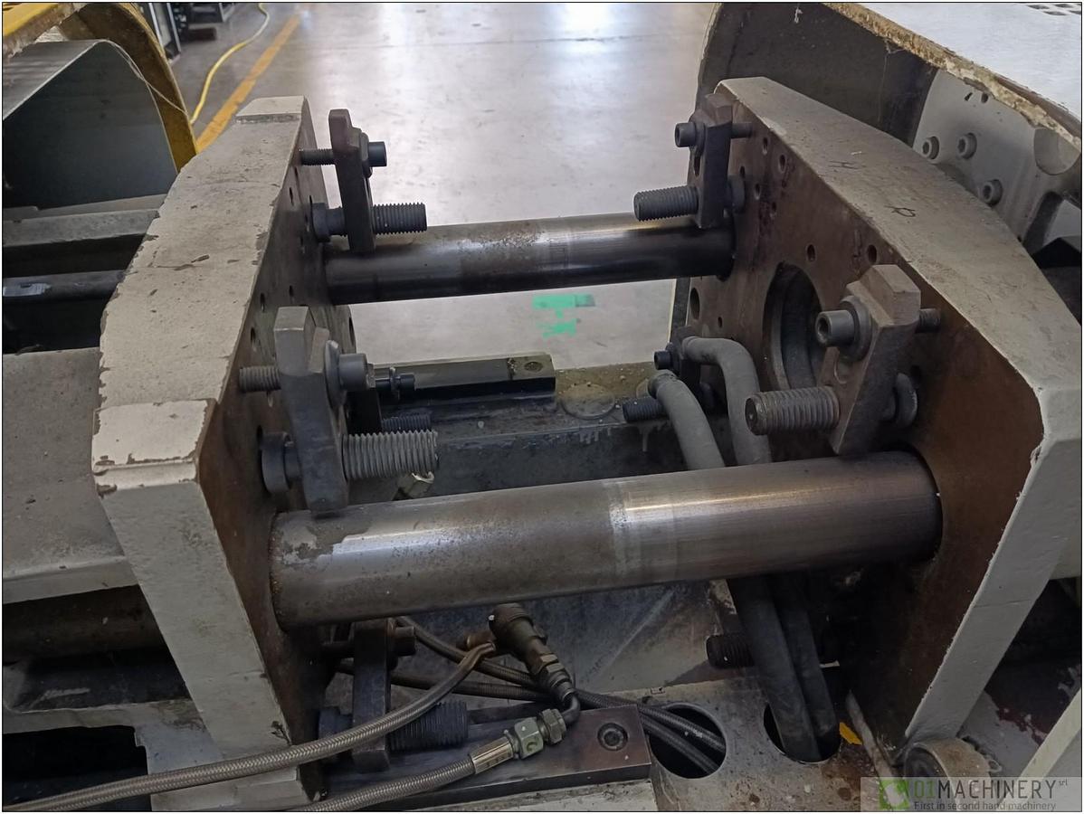 Usato 1998 BATTENFELD PLUS 350/75 IN0437