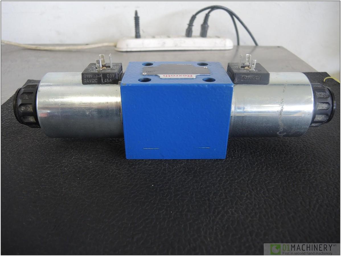 2010 REXROTH R900588201