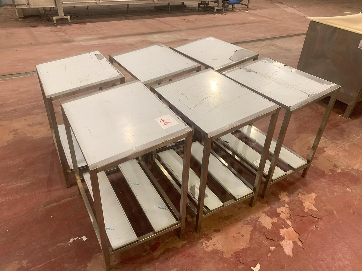 Usato TAVOLI IN ACCIAIO AL0885
