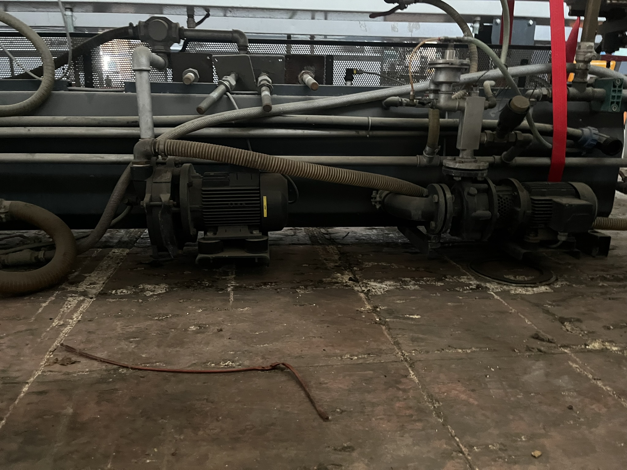 Used 2005 CINCINNATI VACON 63T/5,8/3K AE0113