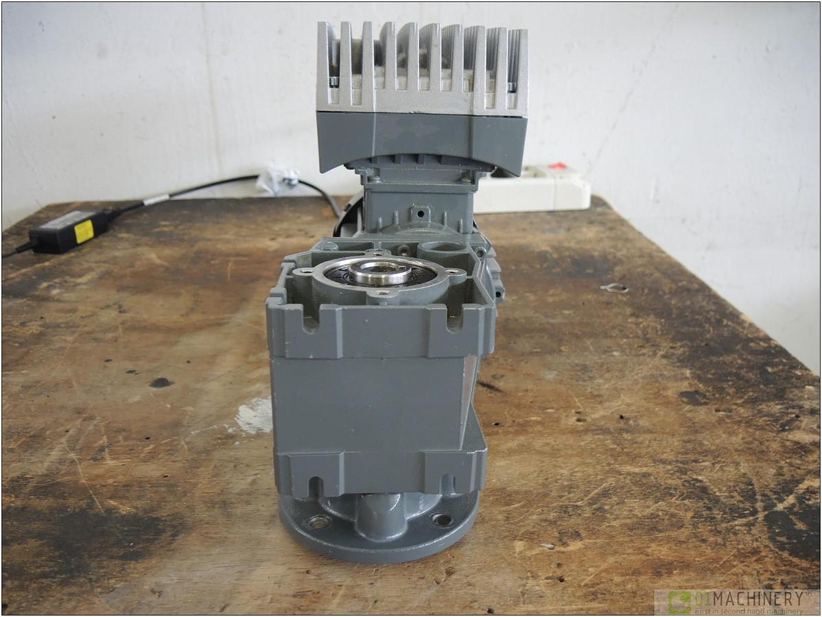 2009 LENZE GKR03-2E HAK 063C12