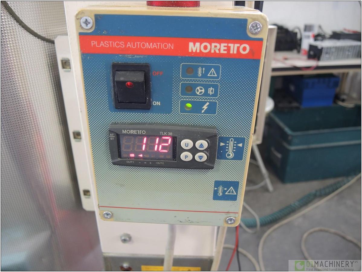 2004 MORETTO EH1A 6