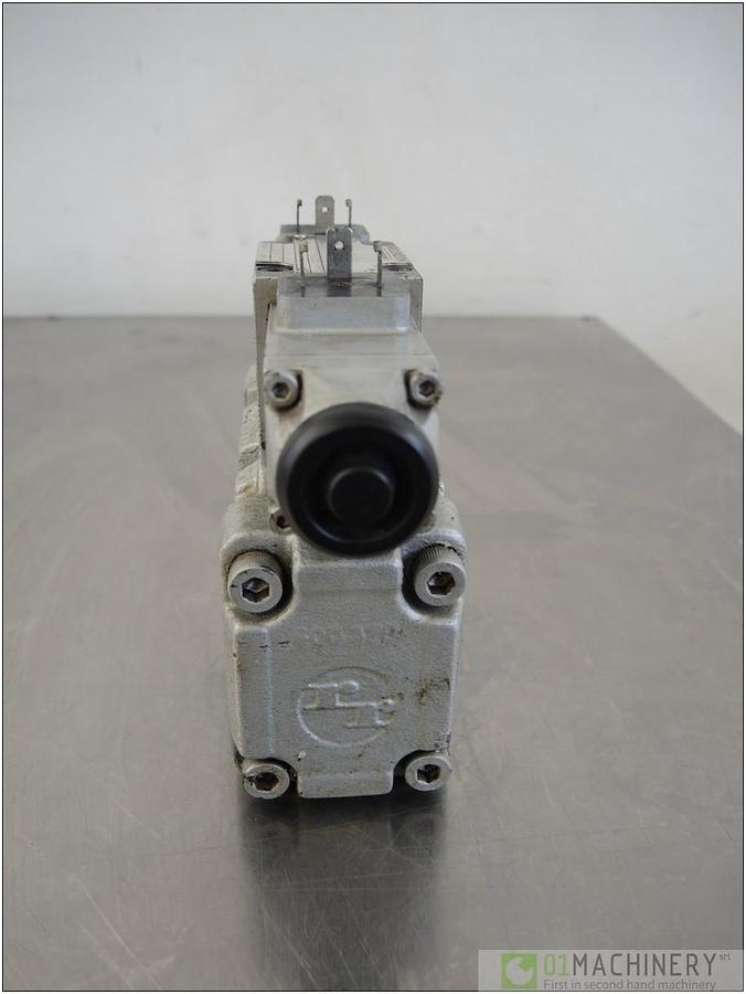 Usato 1990 REXROTH 4WE6J52/A-G24NZ4 B12 AI1749