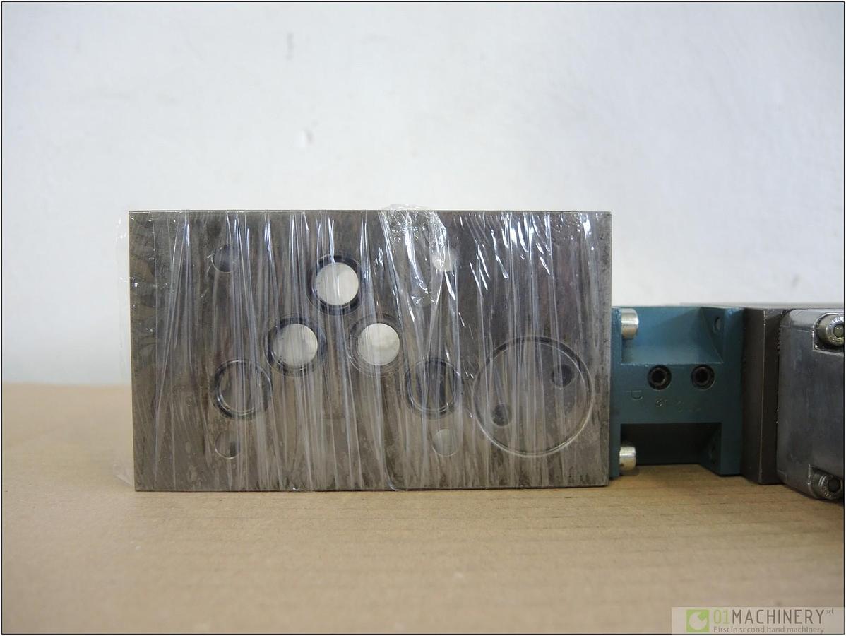 2010 BOSCH 0 811 402 167